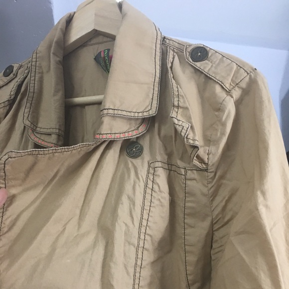 Women’s Casual Shirt with Layer and Button Details - Picture 2 of 6